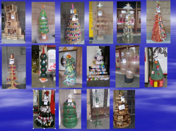 10a mostra arbres reciclats de Nadal
