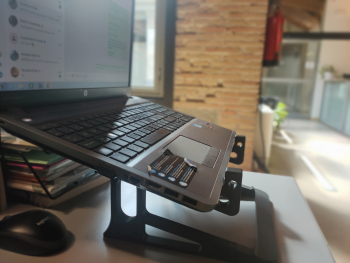 Suport per ordinador portàtil 5