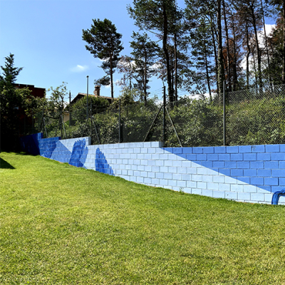 arte-urbano-piscina-sant-bartomeu-grau-mural-azul-laiamarita.jpg